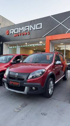 RENAULT SANDERO 1.6 STEPWAY 8V FLEX 4P MANUAL RENAULT SANDERO 1.6 STEPWAY 8V FLEX 4P MANUAL